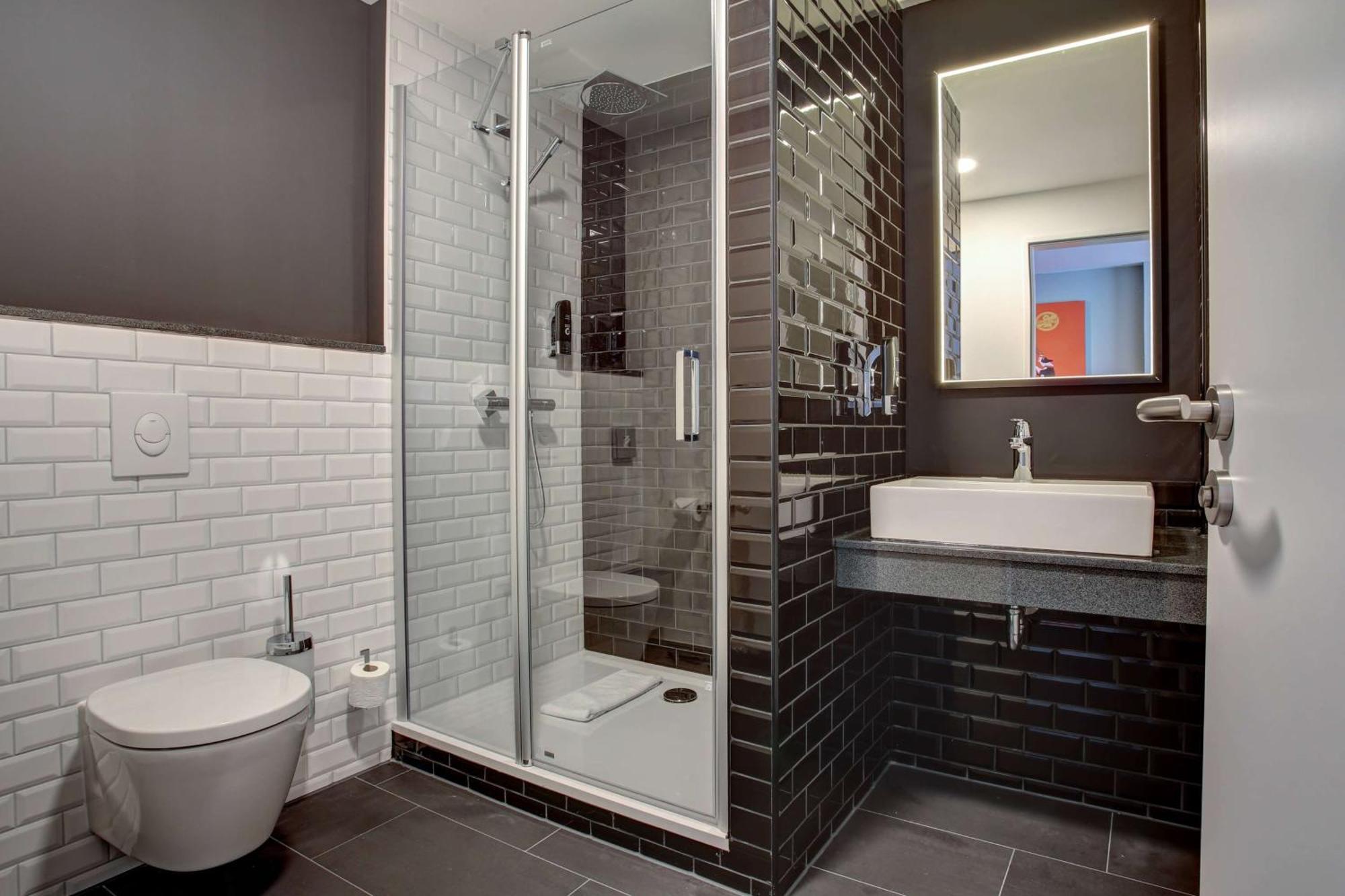 Vienna House Easy By Wyndham Dortmund City Bagian luar foto